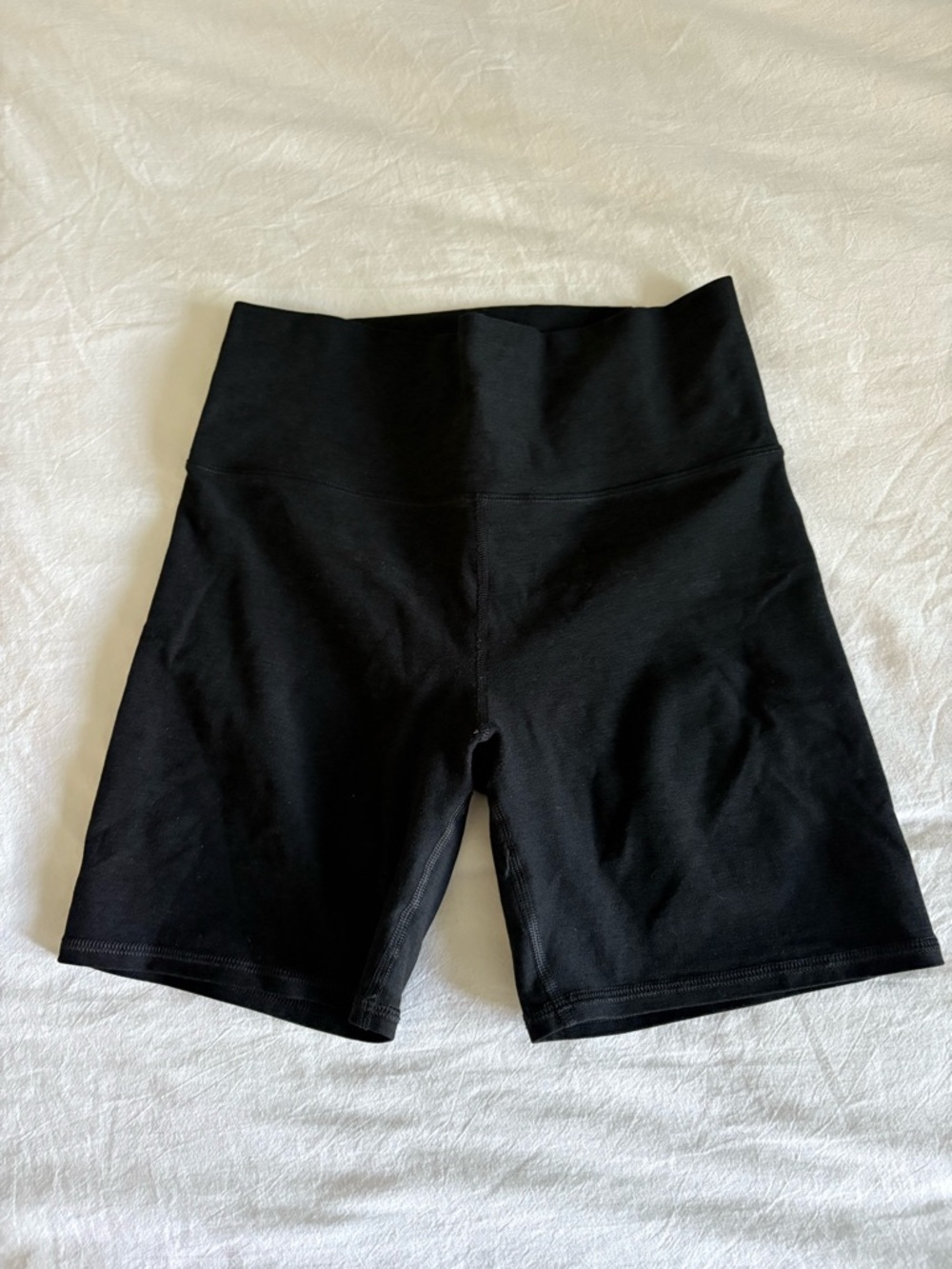 Vuori clean elevation shorts